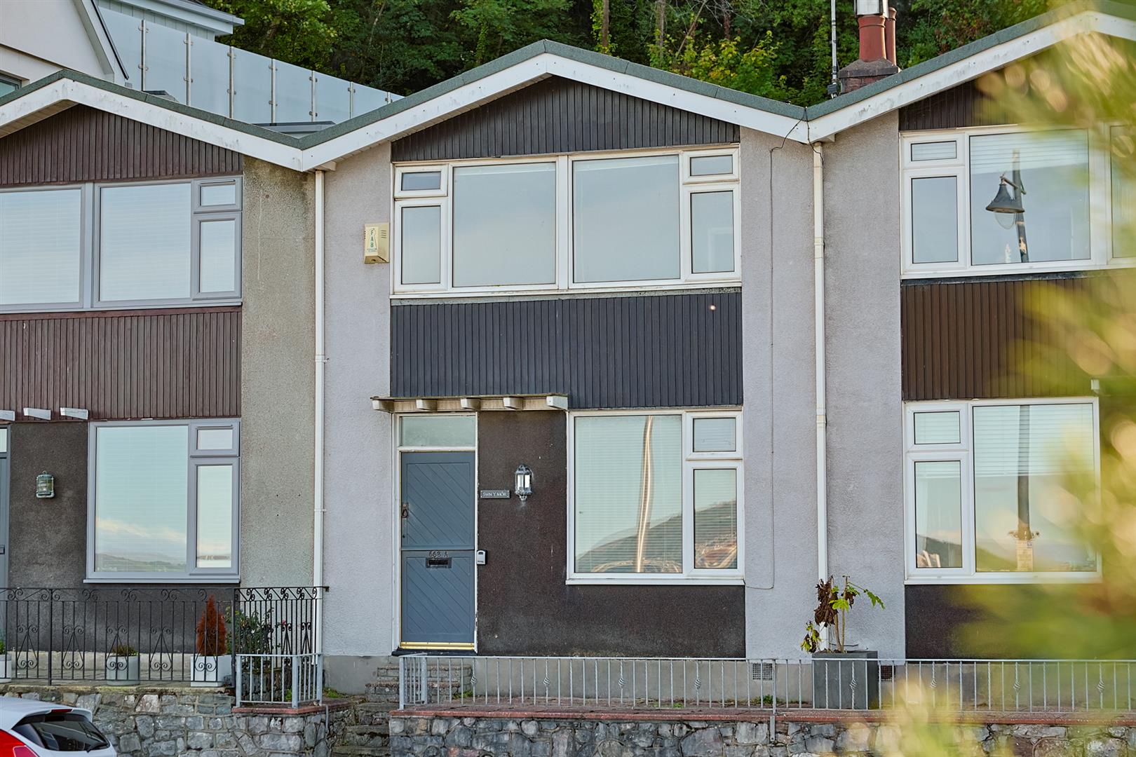 Mumbles Road, Mumbles, Swansea, SA3 4EE